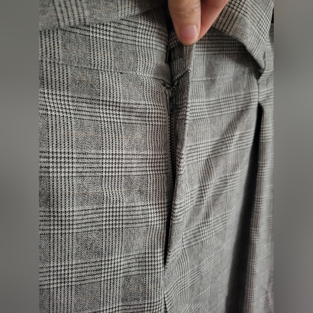 A New Day Women's Gray Plaid Pleated Belted Office Dress Pants Plus Size 18 NWT - Picture 4 of 11